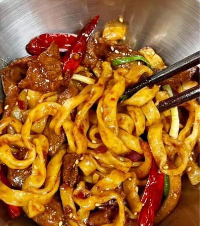 炒麵技巧示意圖